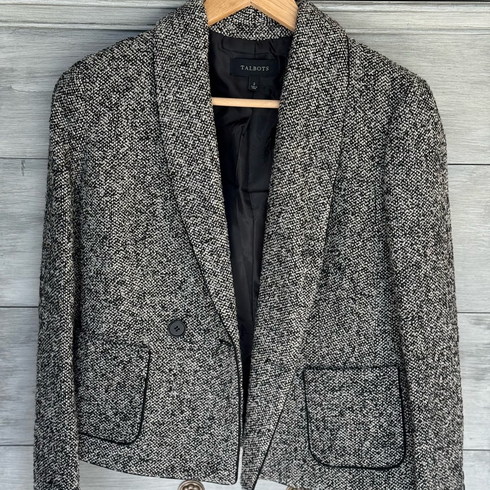 Talbots Women's Black and Gray Tweed Blazer